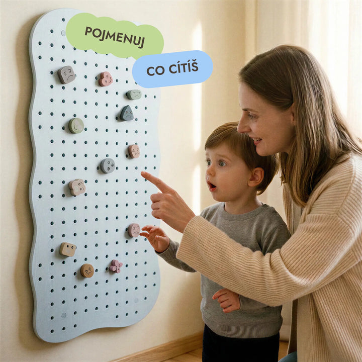 Dřevěný pegboard do dětského pokoje — GoodevasBoard